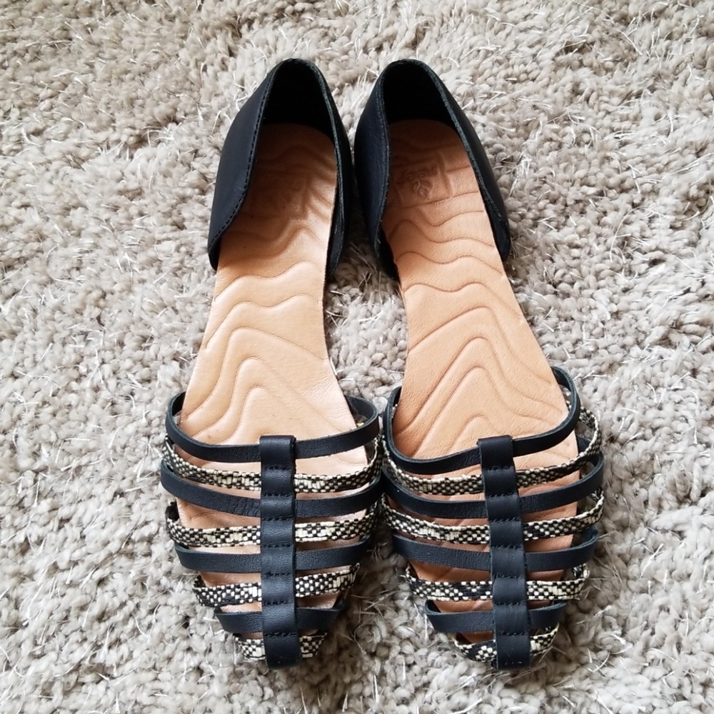 Reef flats.
